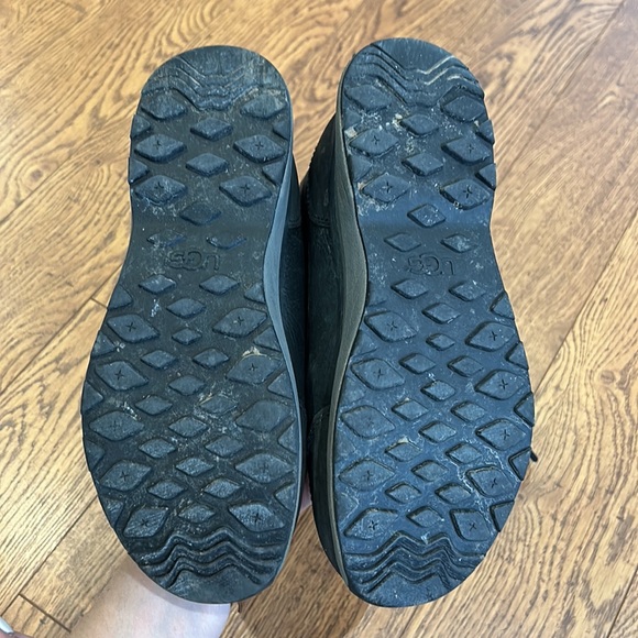 Ugg Adirondack boots - size 8.5 - Picture 16 of 16